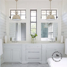 beach house bathroom