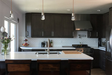 Kitchen - kitchen idea in San Francisco