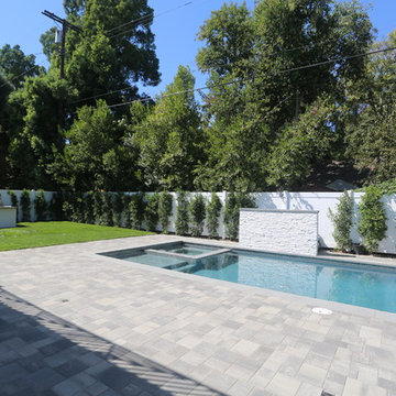 Sherman Oaks Classic, yet Modern