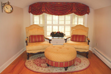 Elegant home design photo in Philadelphia