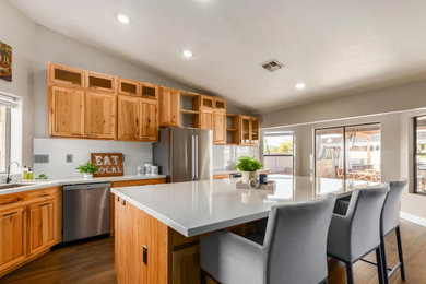 Example of a kitchen design