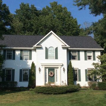 After Landmark Premium Moire Black
6 Inch White Gutters and Spouts
Shur Flo Gutt