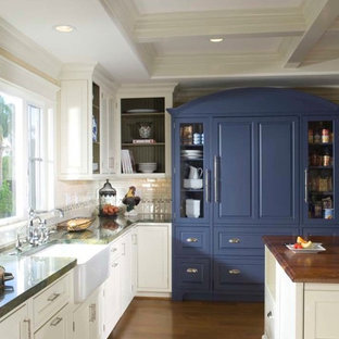 Rococo & Taupe, Inc. Review]