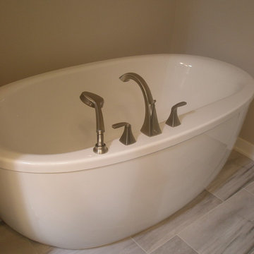 Master Bath Tub