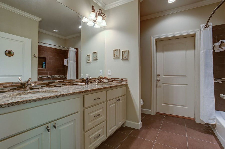 Bath & Kitchen