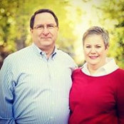 Leslie Holmes's photo