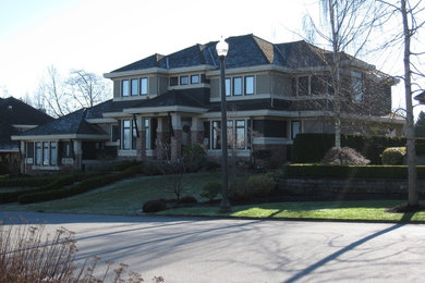 Exterior home photo in Vancouver