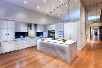 This is an example of a modern kitchen in Perth.