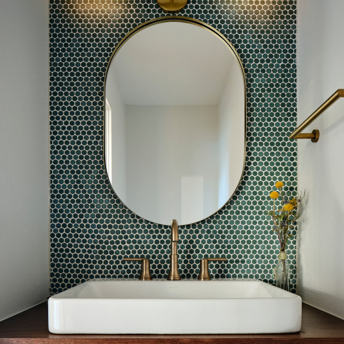 Powder bath