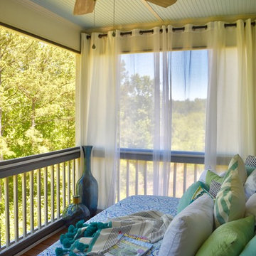 A SOUTHERN STYLE SLEEPING PORCH