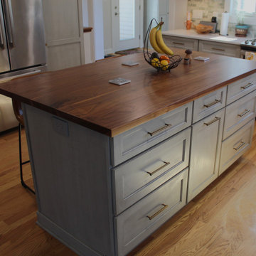 Looking for a kitchen and mudroom remodel in Middletown Maryland