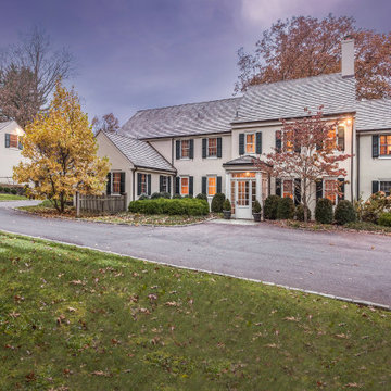 Presenting an absolutely exceptional private compound.