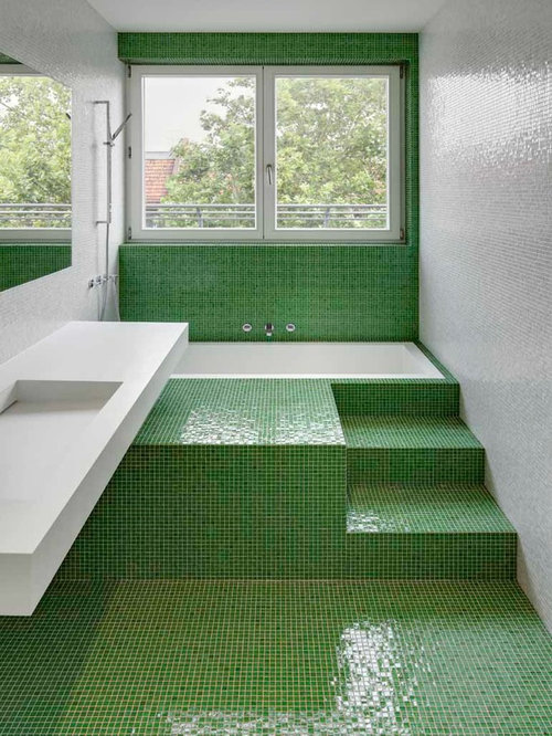 Badezimmer mit grünen Fliesen Ideen, Design & Bilder | Houzz