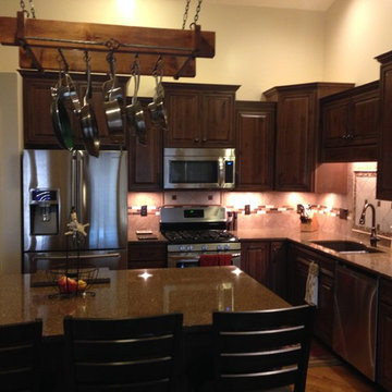 Tuscany Knotty Maple Kitchen
