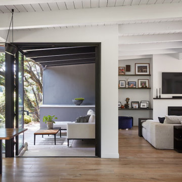 Sports Enthusiasts’ Hideaway by Klopf Architecture