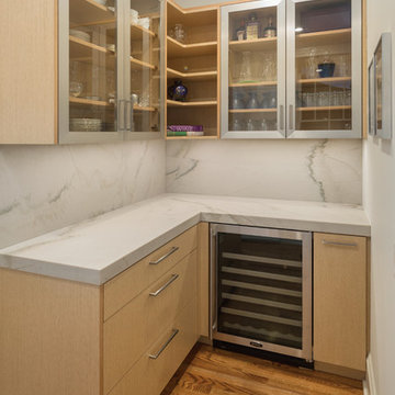 Simple and Warm Contemporary Cabinets with a Straightforward Look