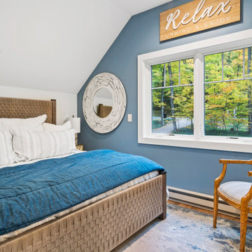 Petite Modern Farmhouse