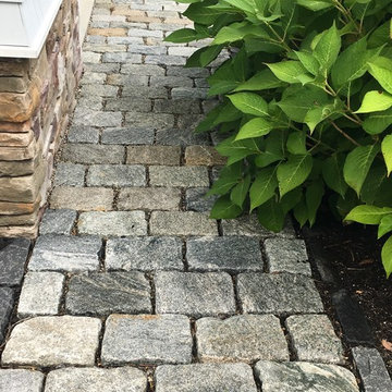 Cobblestone path details