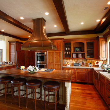 Traditional Kitchen with a Rustic Touch