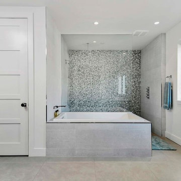 Maitland Lake Residence