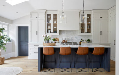 Houzz Tour: Period Home Blends Classic and Contemporary Style