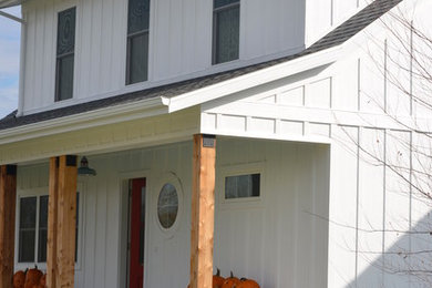 Home design - craftsman home design idea in Cedar Rapids
