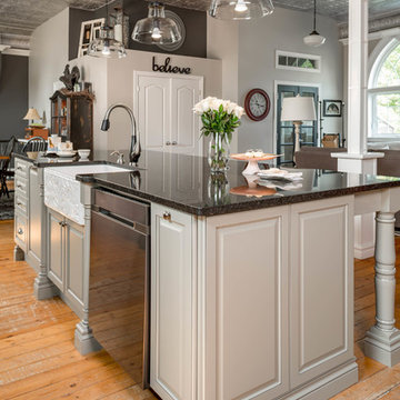 Westfield Onyx Traditional Kitchen