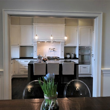 Un appartamento New England style: cucina su misura