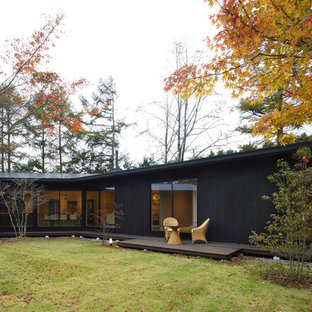 他の地域のモダンスタイルのおしゃれな裏庭 (日向) の写真