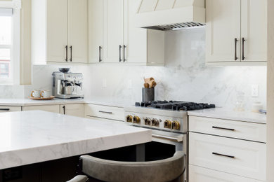 Example of a kitchen design in Denver