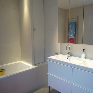 Modern Bathroom