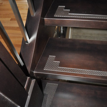 Mariner Posts with Stainless Balusters