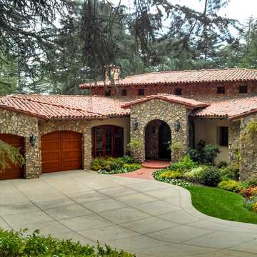 Custom Home in La Cañada Flintridge