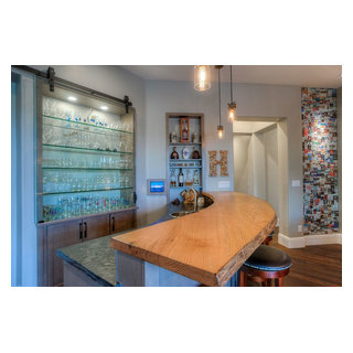 Traditional Scottsdale Whole House Renovation - Traditional - Home Bar ...