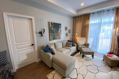 Eclectic living room photo in Toronto