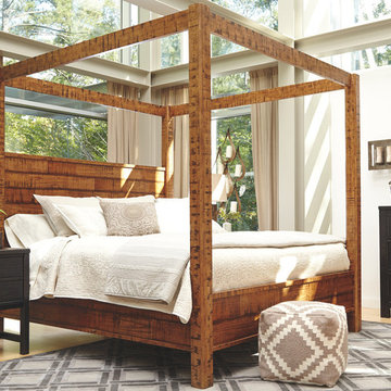 Wesling Queen Poster Bed
