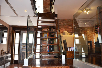 Staircase - eclectic staircase idea in New York