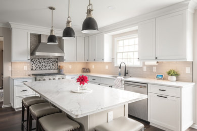 Kitchen - kitchen idea in Philadelphia