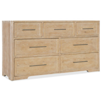 Hooker Furniture 6950-90001-80 Retreat 70"W 7 Drawer Wood Dresser - Dune