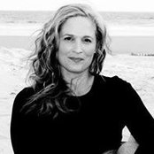 Shannon Lyon's photo