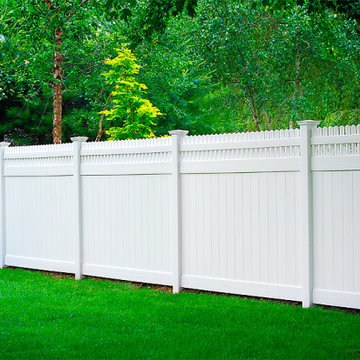 Traditional Vinyl Fence in NJ