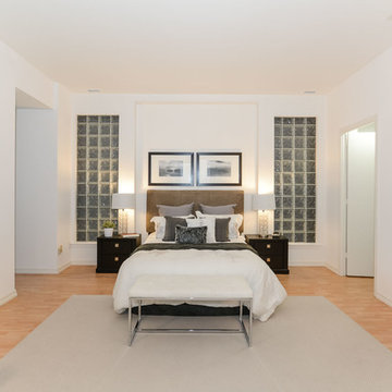 #1205 - 7 King St East
