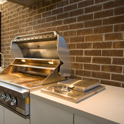 White & Stainless Thornbury - BBQs