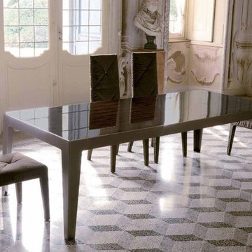 Selling: Gorky Dining Table