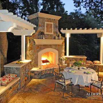 Danville, Danville Blvd. Fireplace & Outdoor Living Space