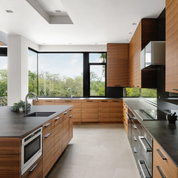 Ridgewood Cove Residence