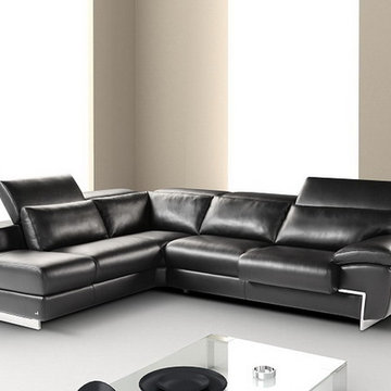 Oregon II Black Italian Leather Sectional Sofa