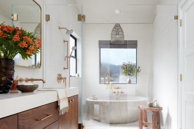 Bathroom - contemporary bathroom idea in San Francisco