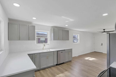 Inspiration for a modern home design remodel in Columbus