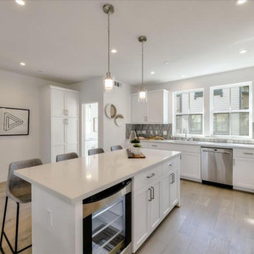 SummerHill Homes Kitchens: Montecito Residence 1T Kitchen